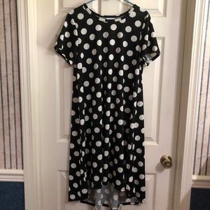 NWOT - LuLaRoe Polka Dot Carly